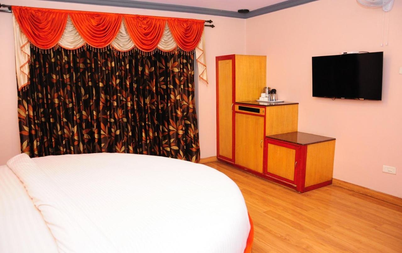 Hotel Venus 乌提 外观 照片
